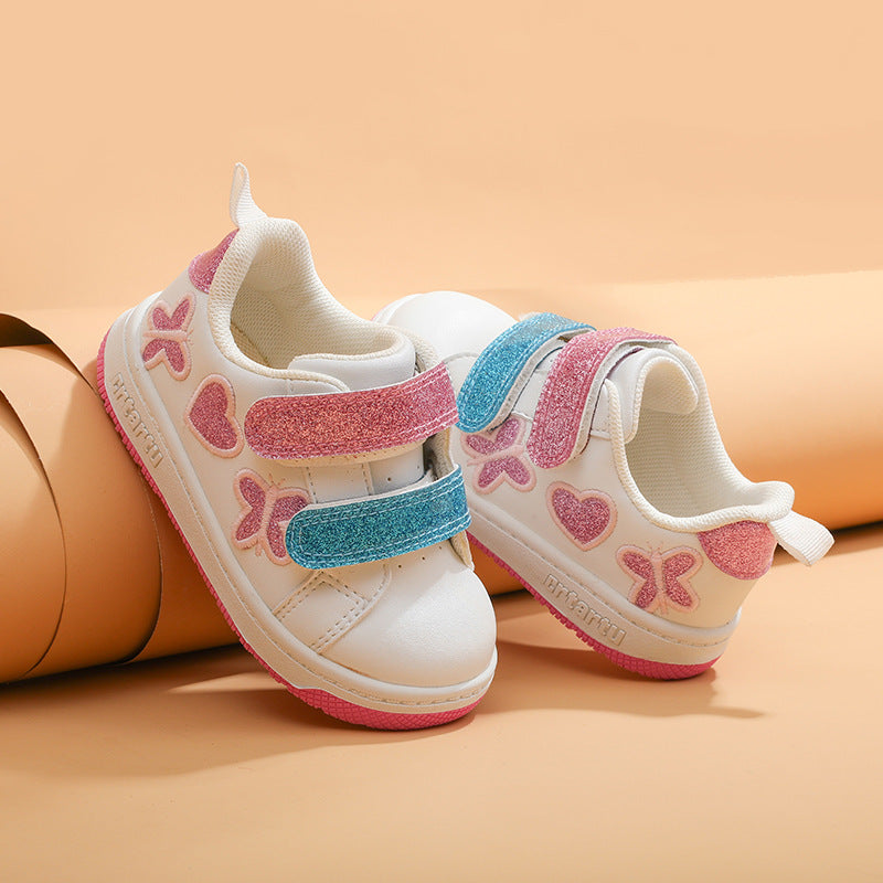 New baby white shoes
